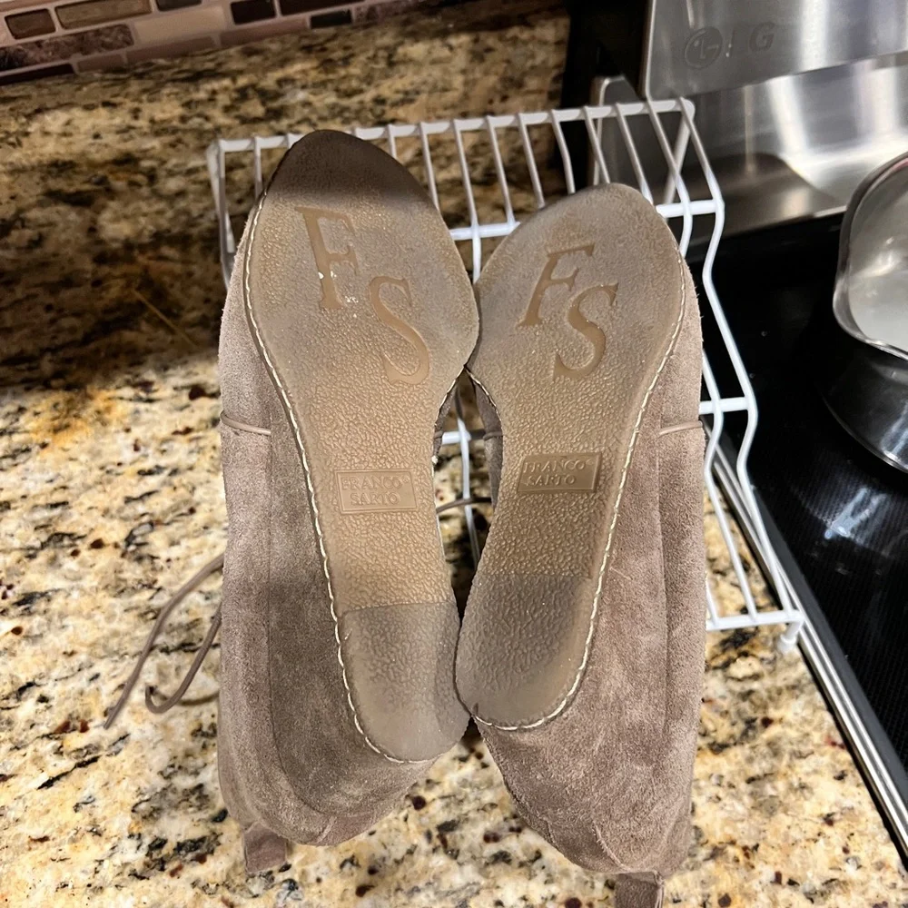 Franco Sarto Taupe Tan Suede Wedge Ankle Booties Sz 9