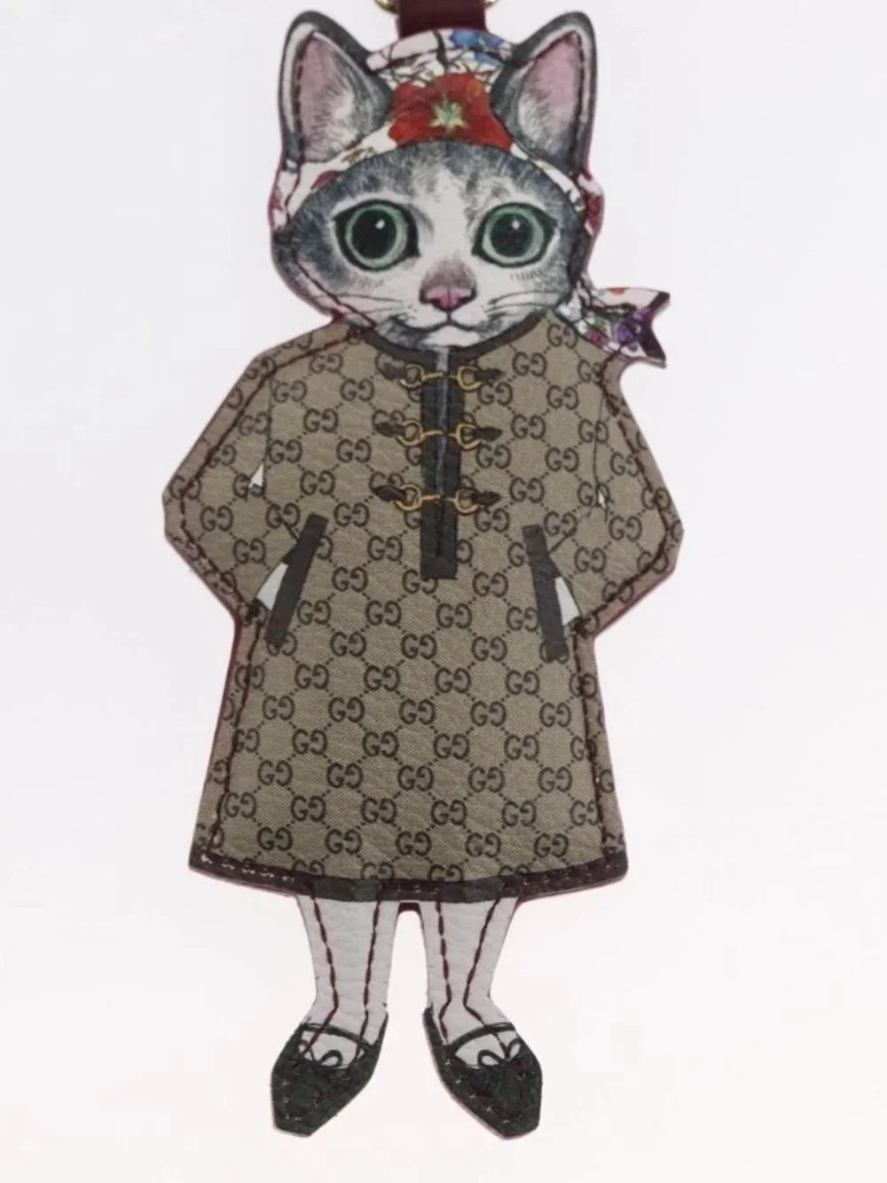 Gucci brand	gucci color	beige