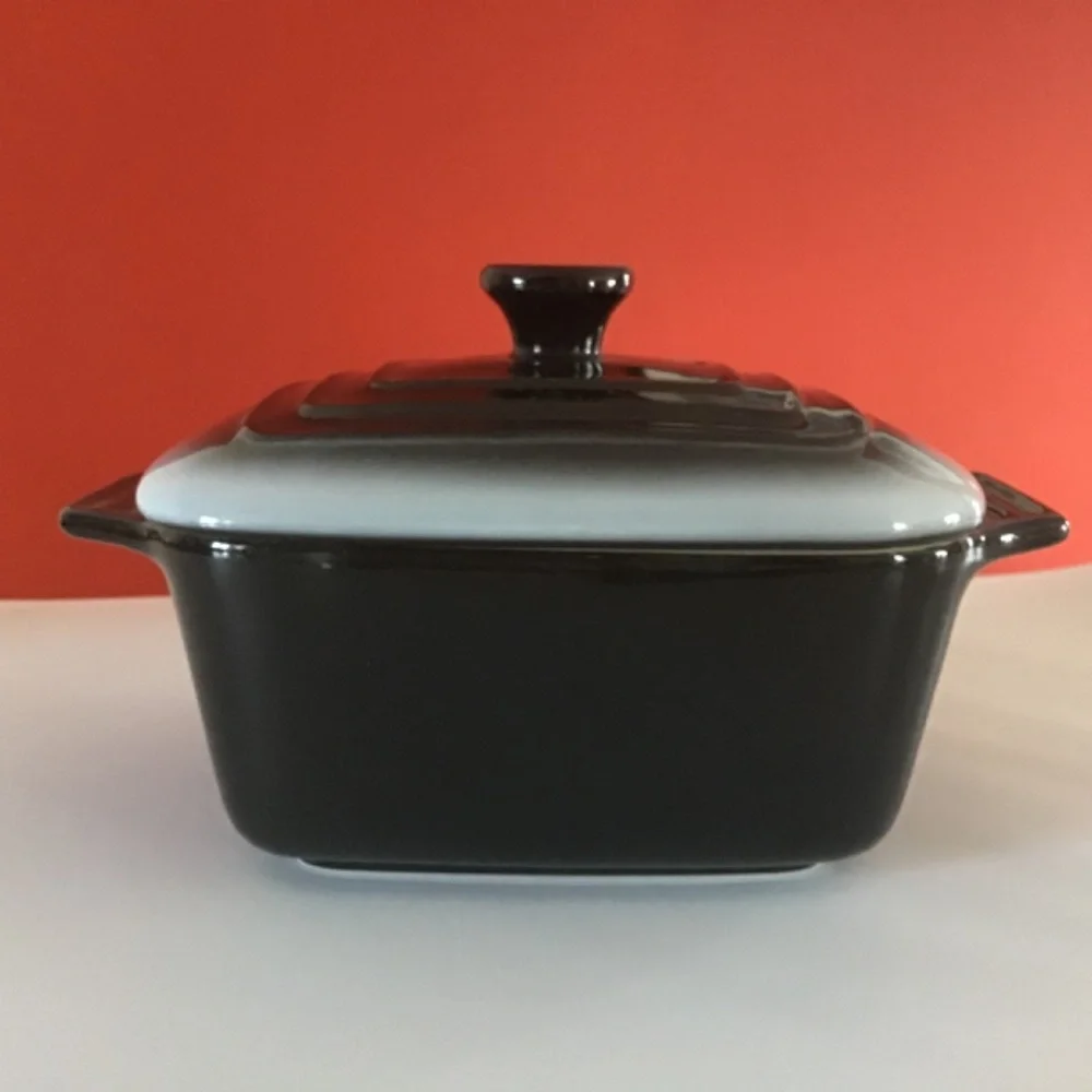 New Stoneware Casserole Bakeware with Lid Black White