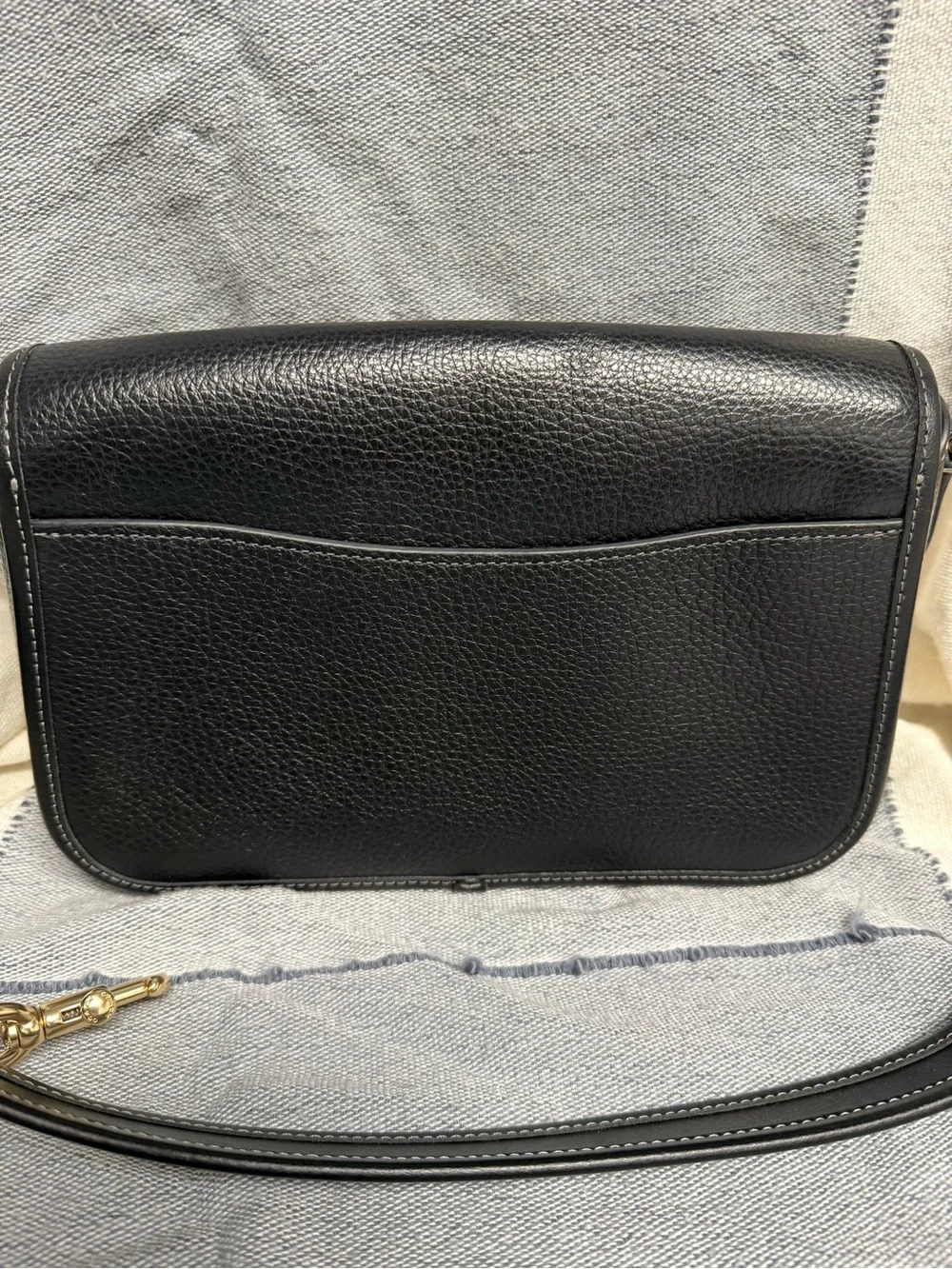 Coach Black Pebbled Leather  Shoulder/crossbody Bag with Gold Hardware