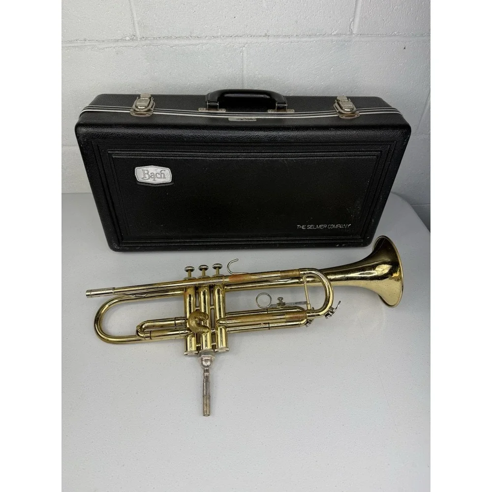 Selmer Bach TR300 Student Trumpet Bundle w/Hard Case & 5c Mouthpiece Beginner