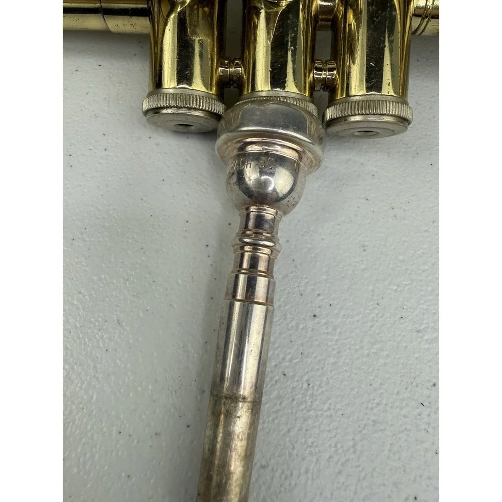 Selmer Bach TR300 Student Trumpet Bundle w/Hard Case & 5c Mouthpiece Beginner