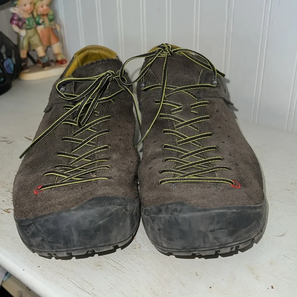 Salewa please see