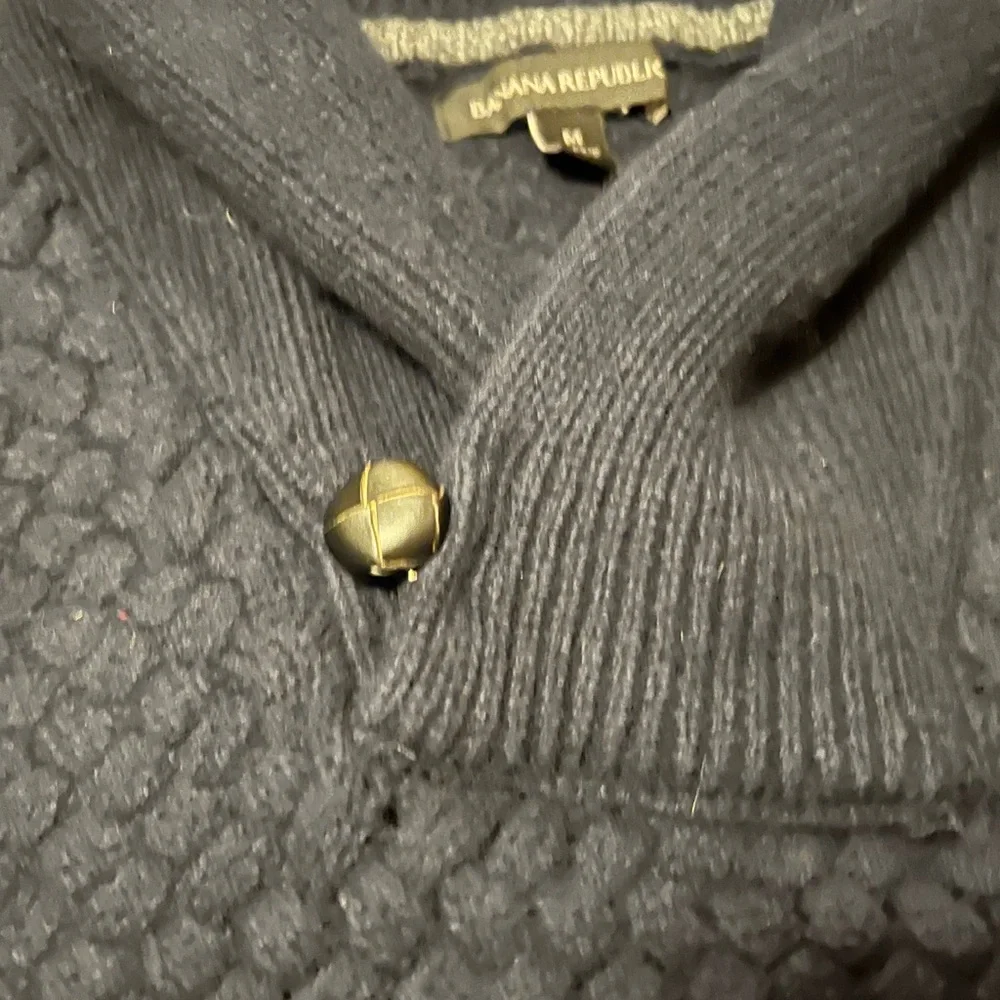 Banana Republic men’s size M navy merino sweater