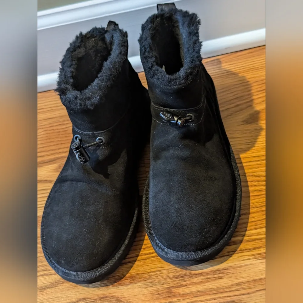UGG Classic Mini Toggler Boot