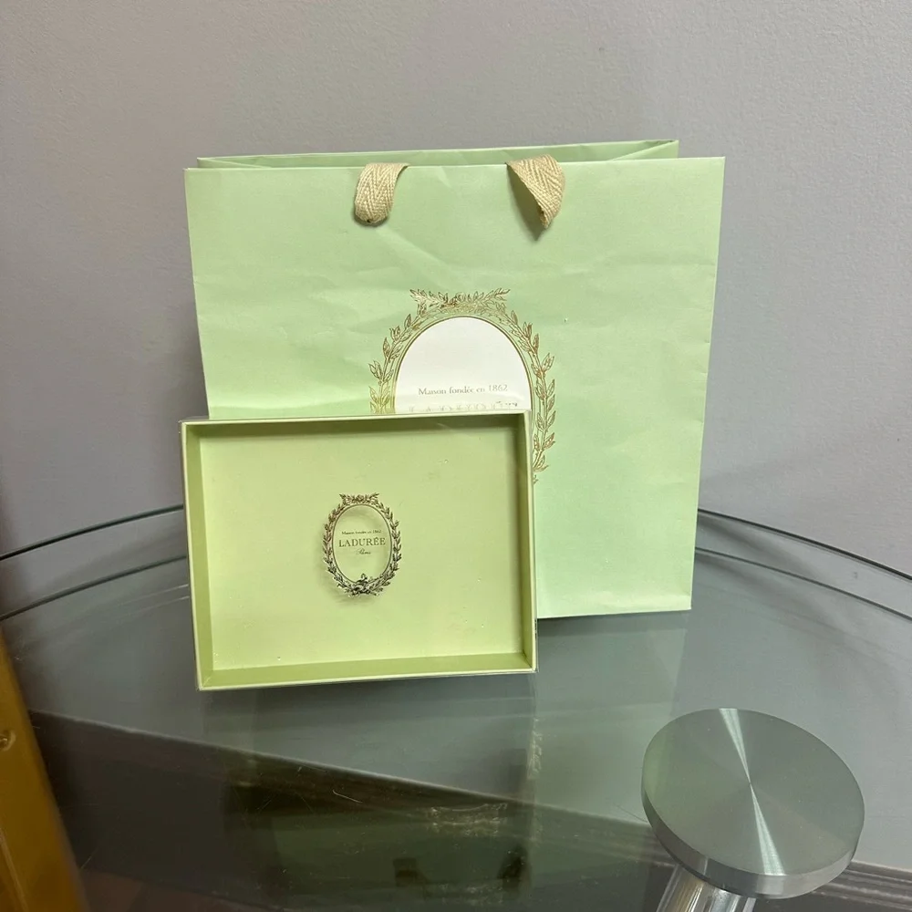 Laduree gift set bag