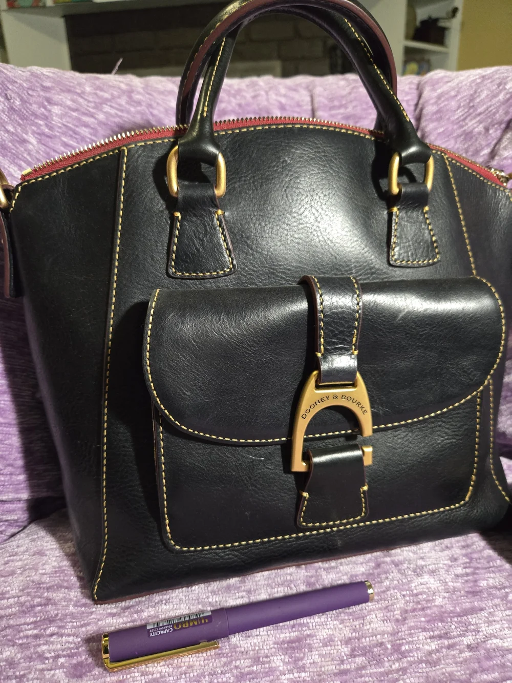 Dooney & Bourke FLORENTINE NAVY💙 Leather Naomi Satchel with Gold Hardware. EUC