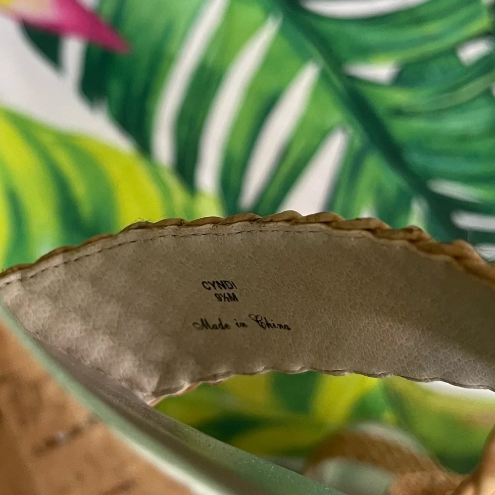 Donald J. Pliner platform wedge
