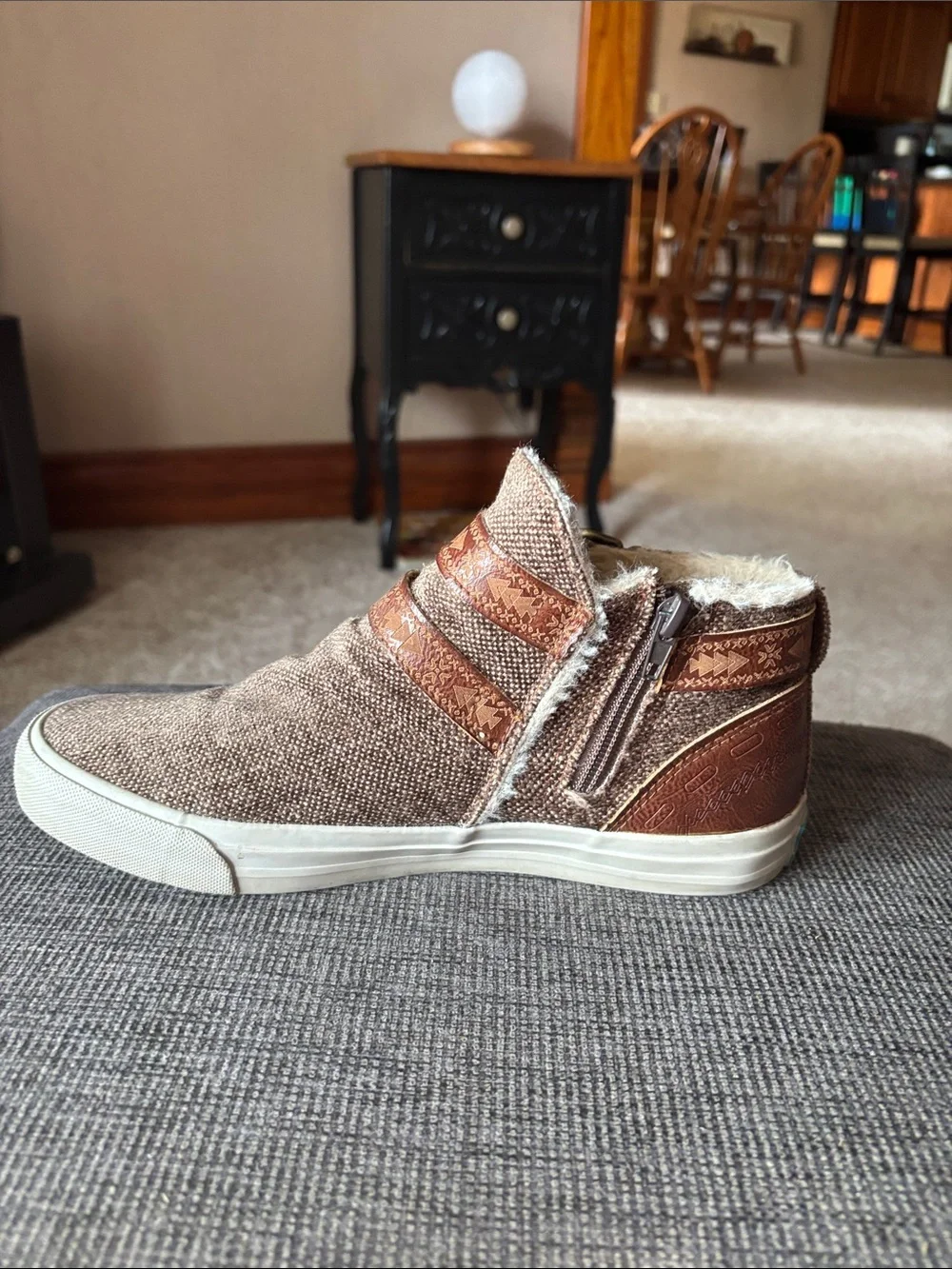 Blowfish Malibu cozy brown