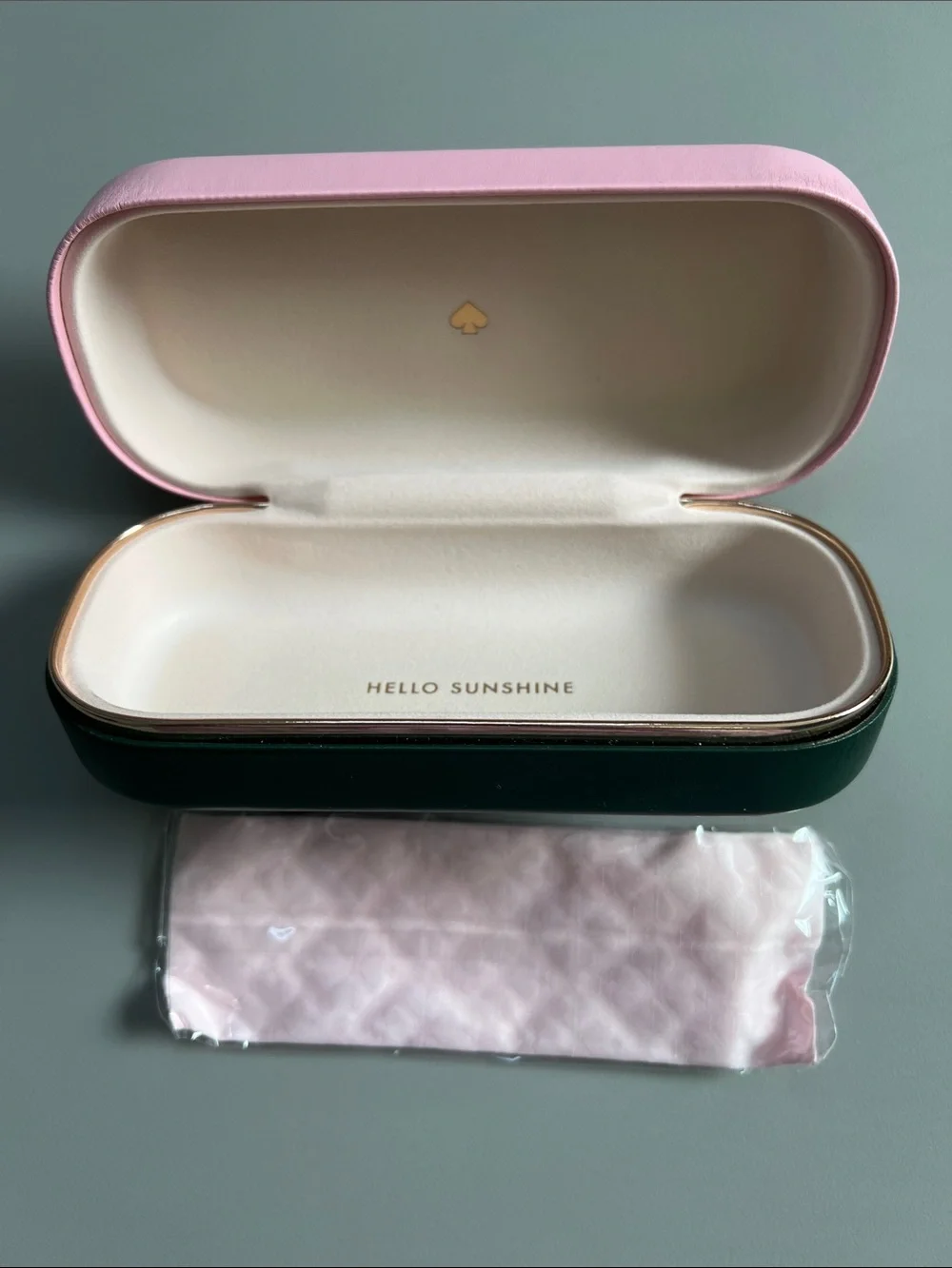 kate spade snap closure