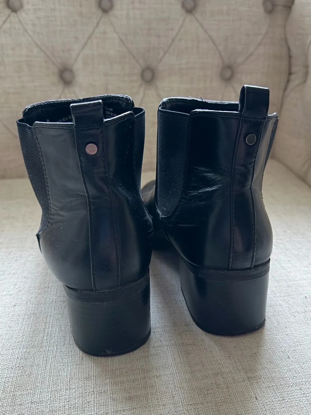 Target black chelsea