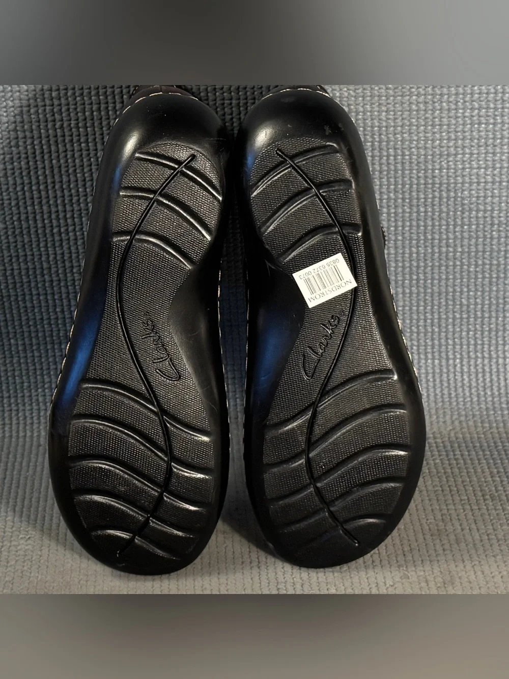 Clarks out asap size