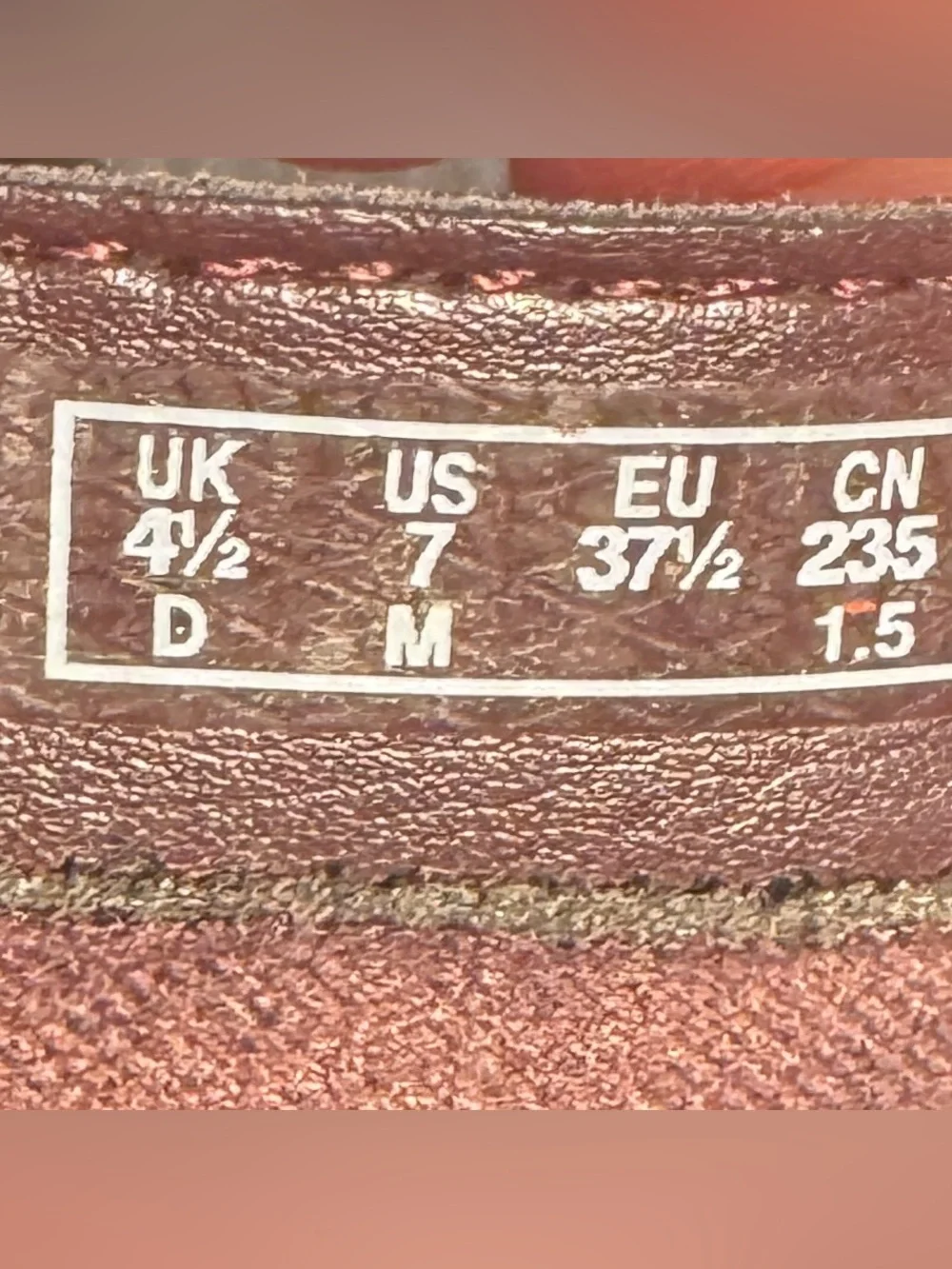 Clarks ship leather out