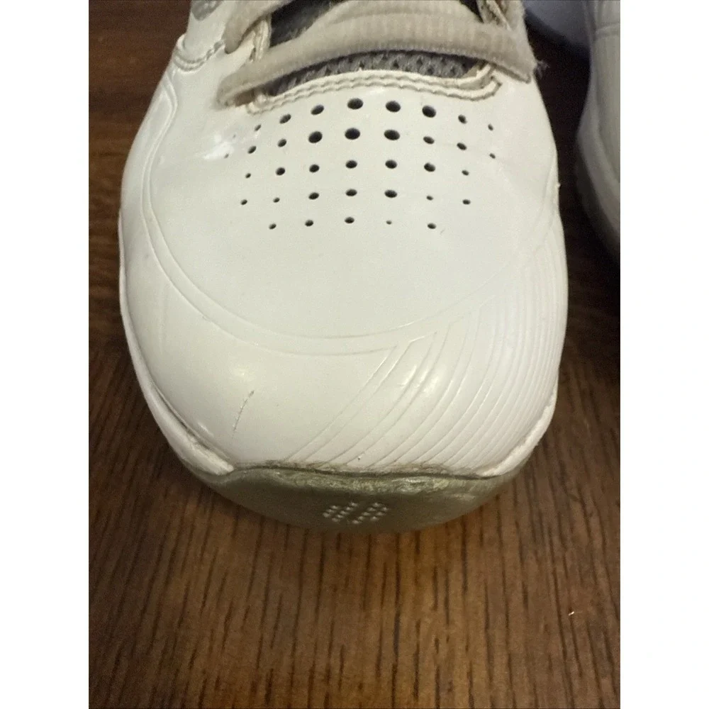 Nike Air Jordans Blazing‎ White Metallic Gray 510587-100 Mens Size 4.5