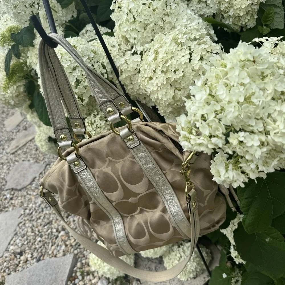 Coach Poppy Signature Tote Bag- Canvas & Leather ~ Beige ~ Gold Toned