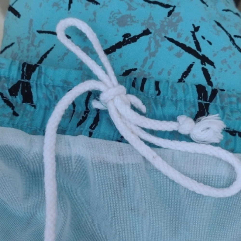 Hampton coordinating back