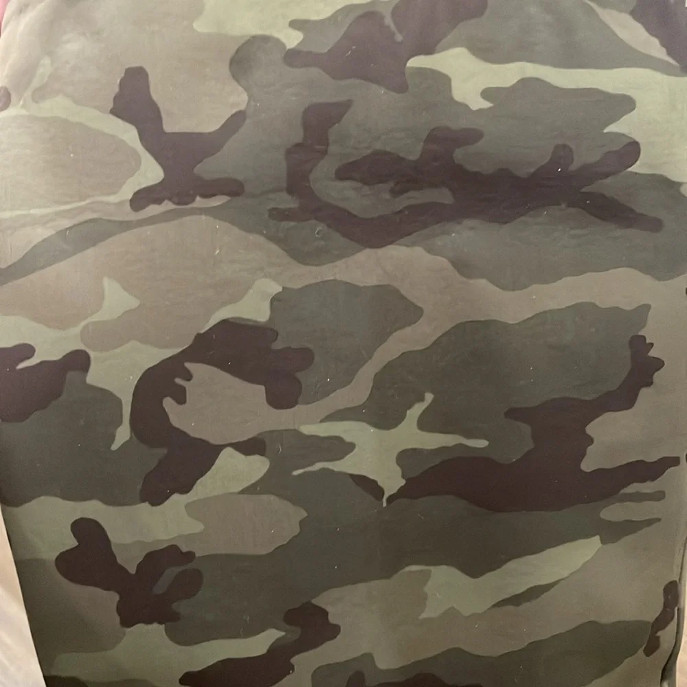 Good American nwb camo