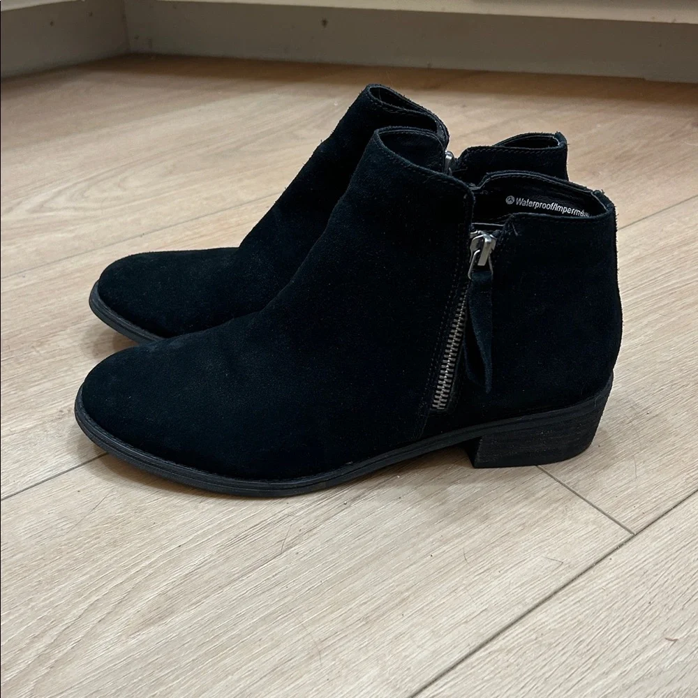 Blondo Suede Waterproof Liam Bootie Size 8.5