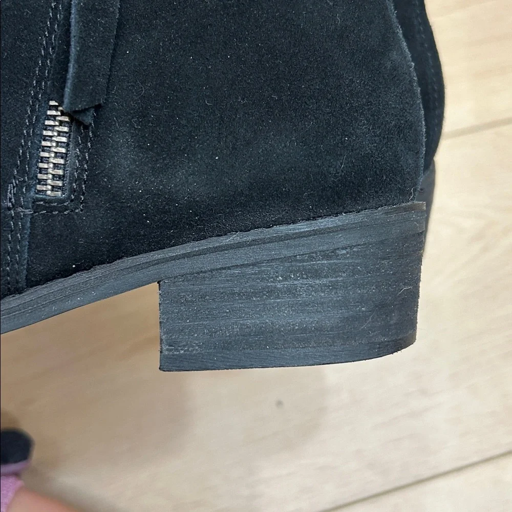Blondo Suede Waterproof Liam Bootie Size 8.5