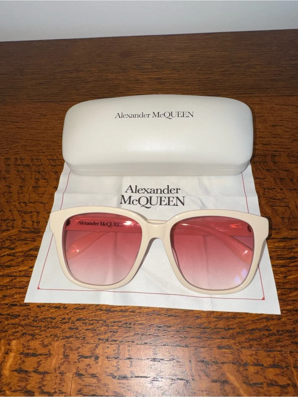 NWOT Alexander McQueen White/Cream Sunglasses with Pink Gradient Lenses