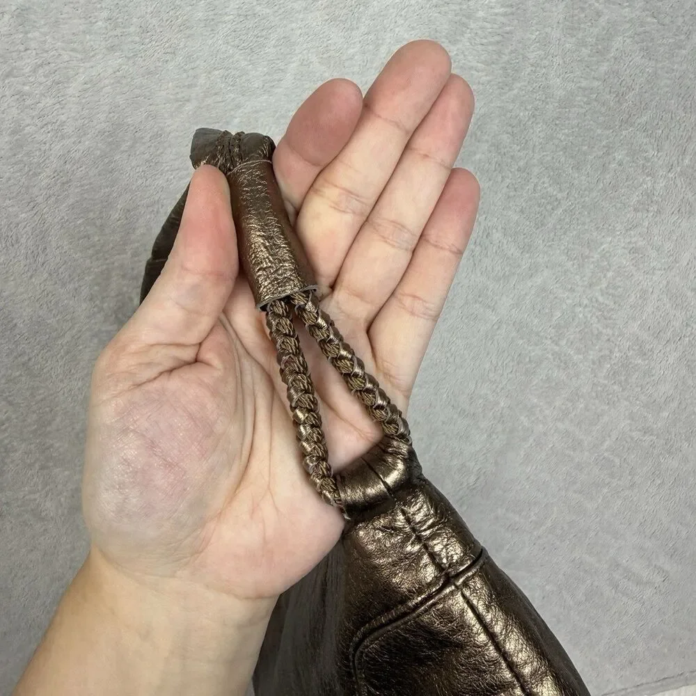 The Sak sak hobo