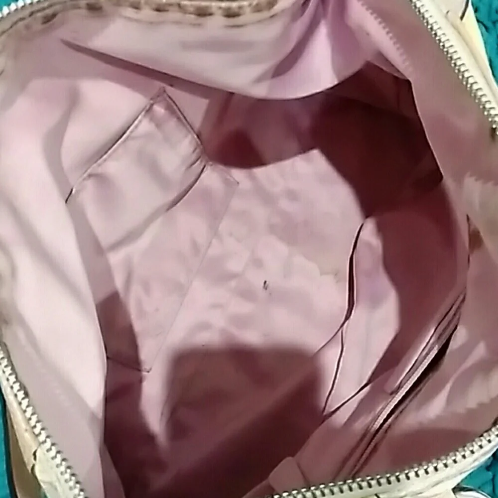 Coach satchel circular