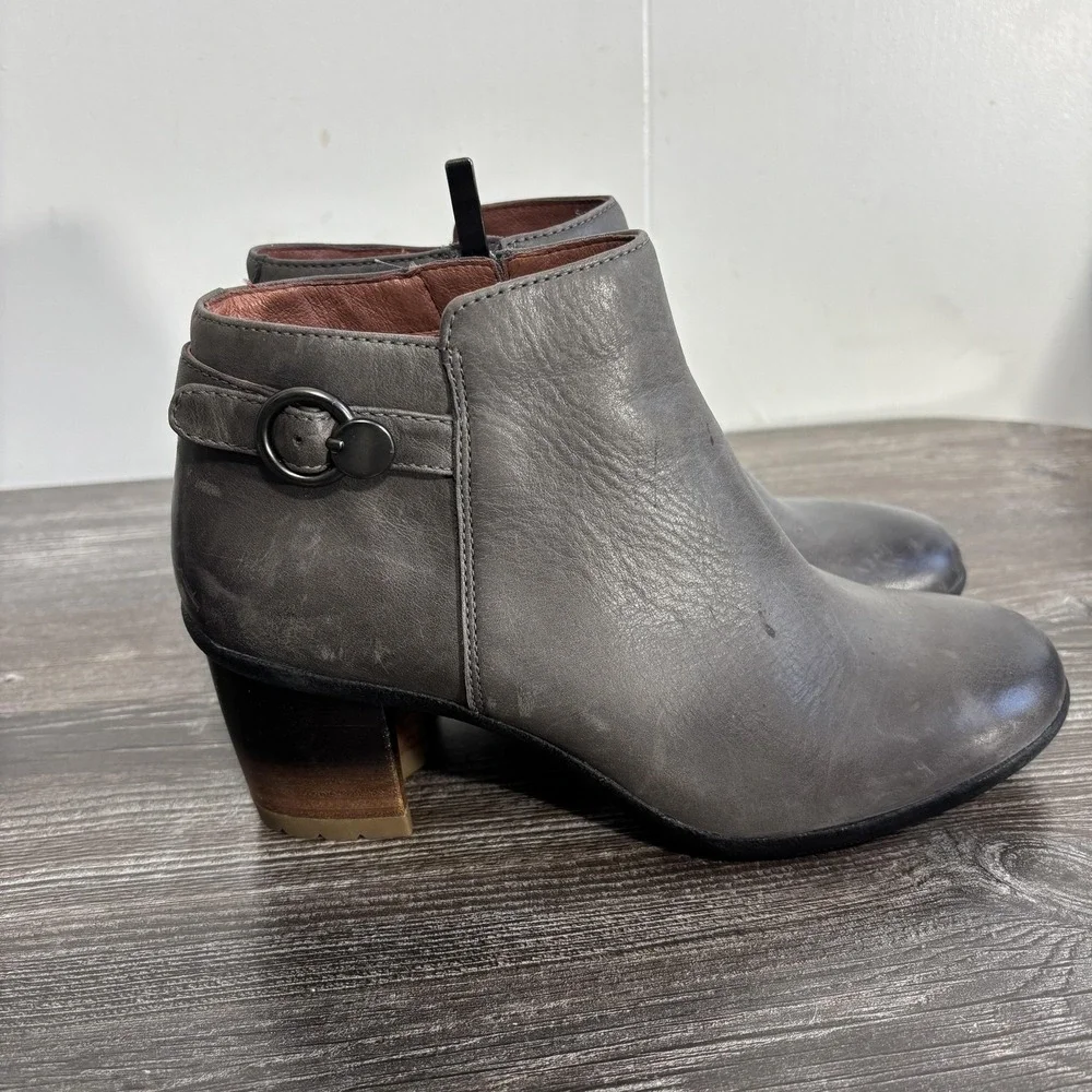 Dansko Booties Womens Size 38 Gray Leather Waterproof Ankle Zip Block Heel