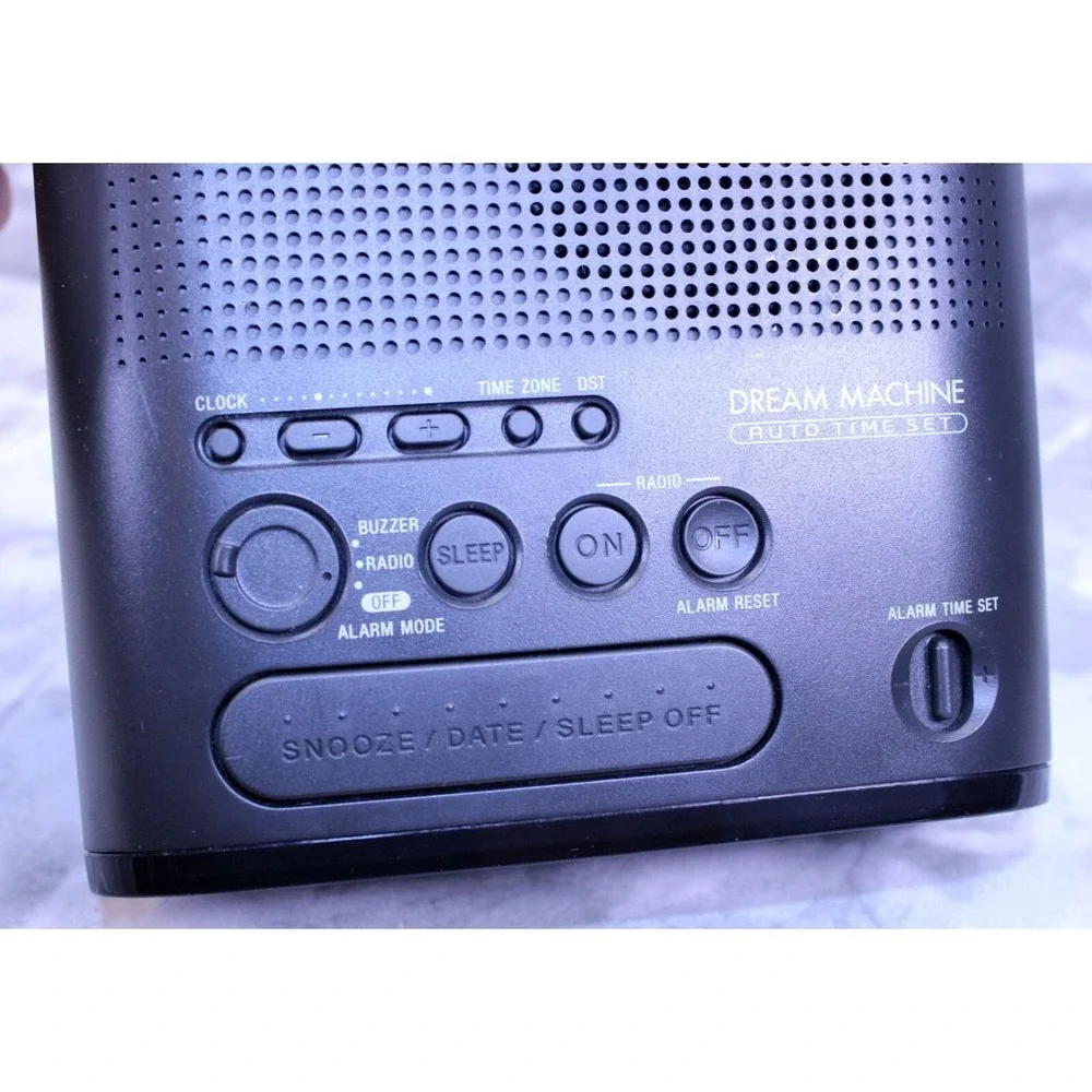 Sony ICF-C218 Dream Machine AM/FM Clock Radio Auto Time Set Daylight Saving