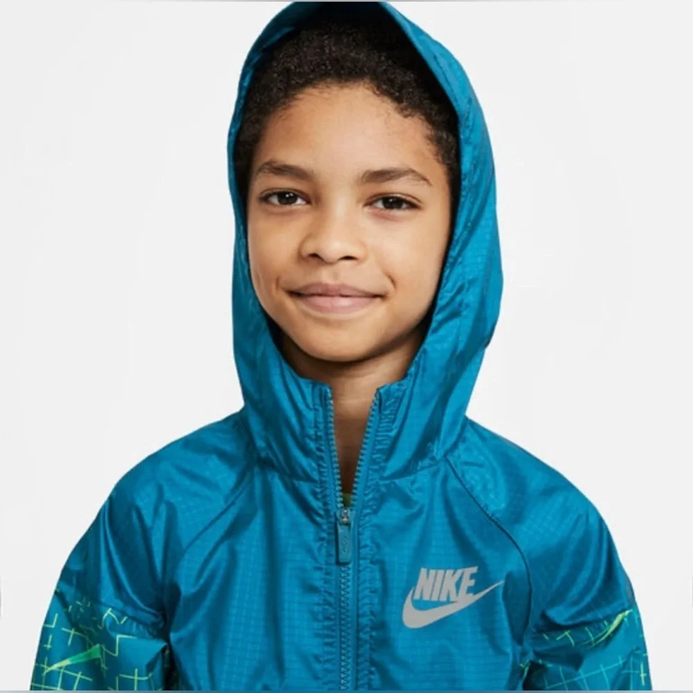 Nike iconic sportswear