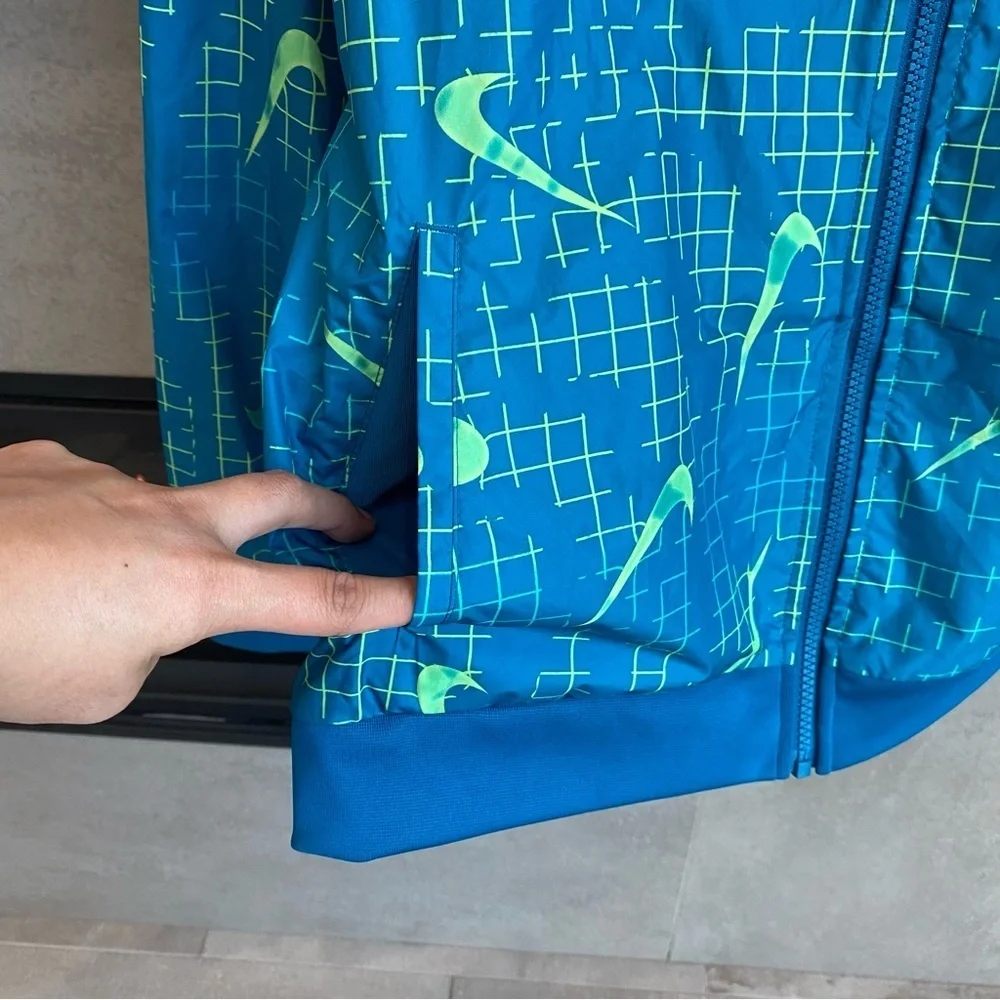 Nike iconic sportswear