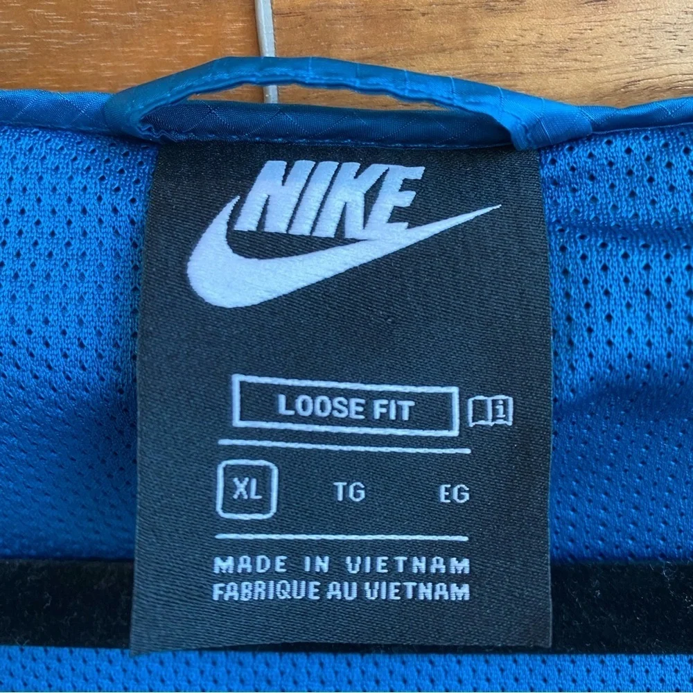 Nike iconic sportswear