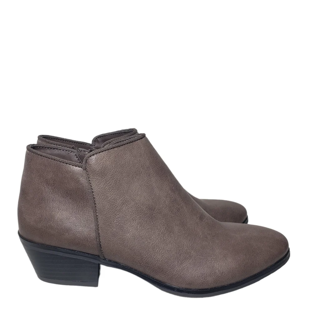 Style & Co Wileyy Taupe Closed Toe Side Zip Ankle Booties Sz 6.5M