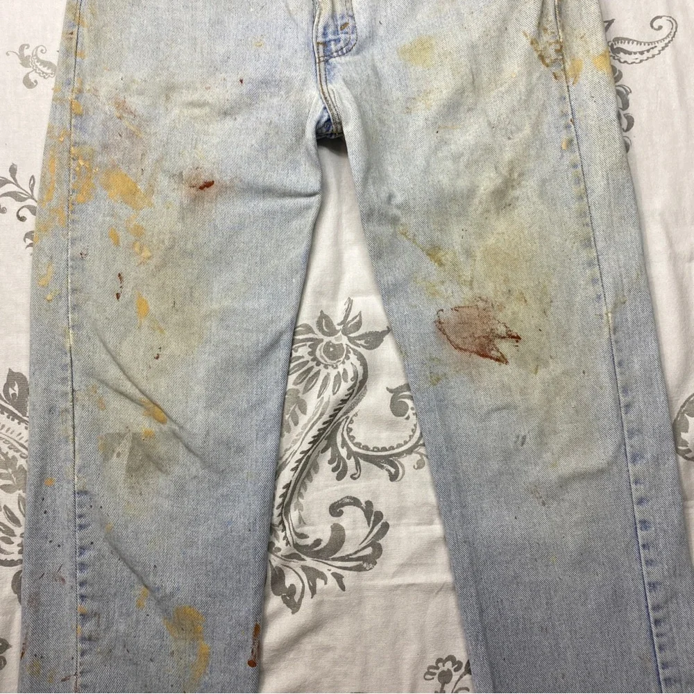 Levis out hem