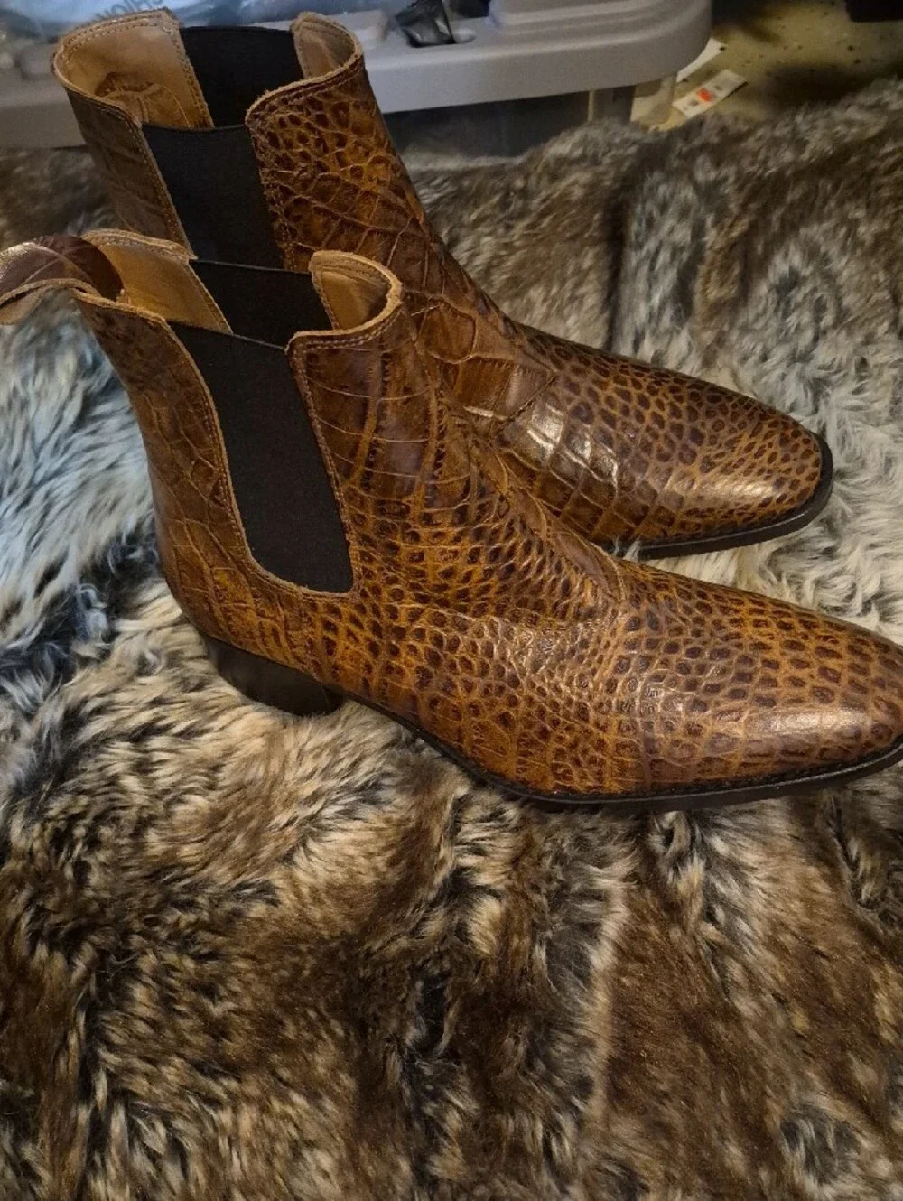 Steve Madden Men's Brown Croc-Embossed Chukka Boots
