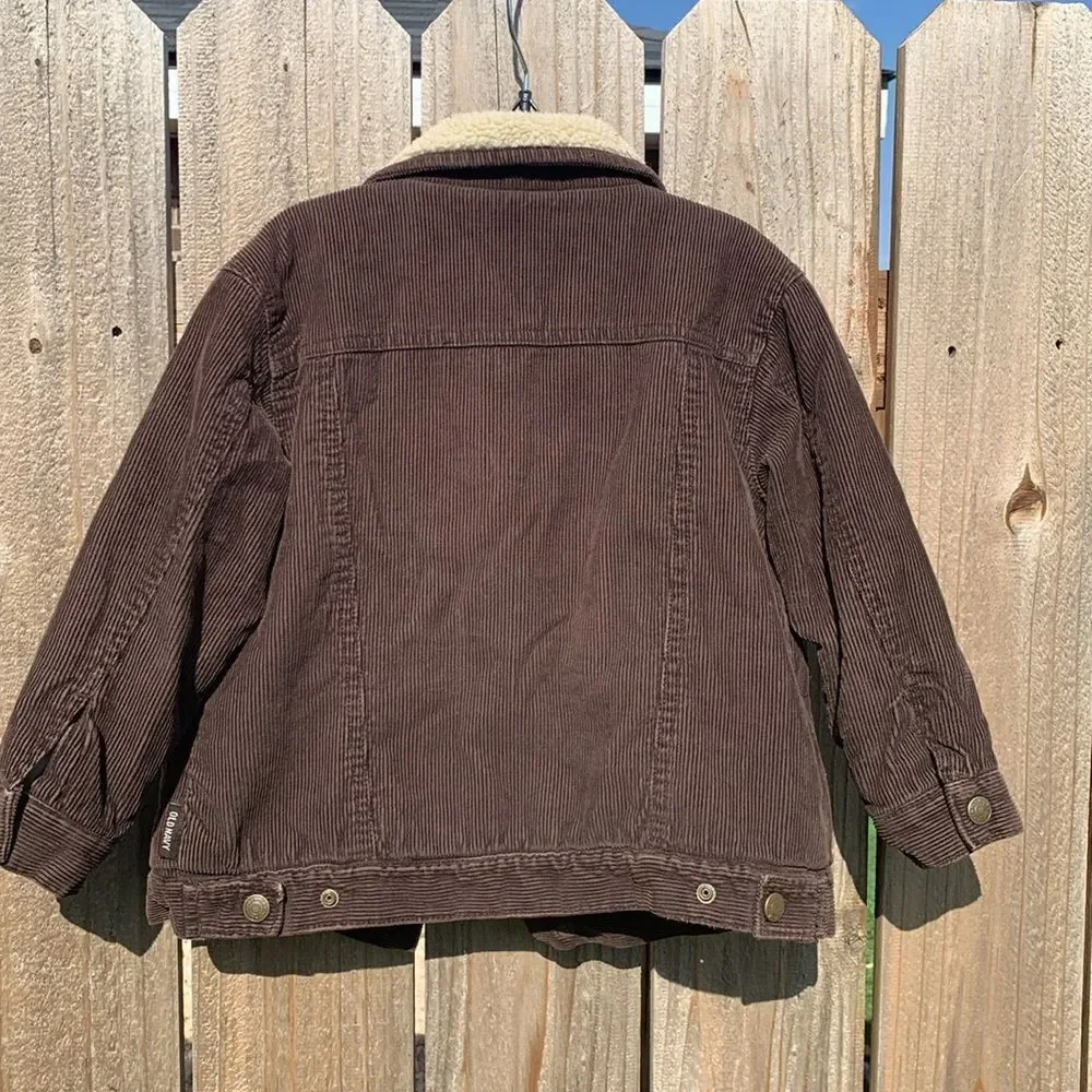 Old Navy listed old
