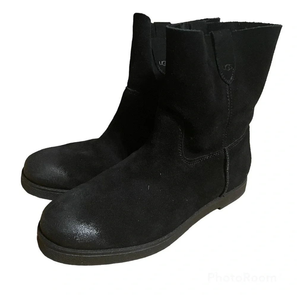 UGG Josefene Short Water Resistant Suede Boots Size US 7.5 In Black