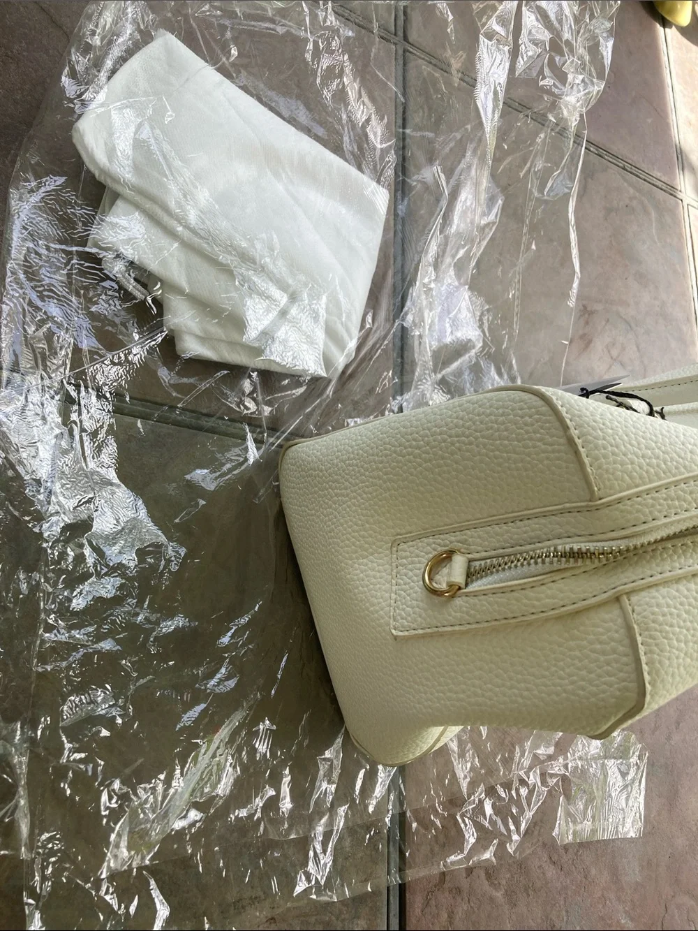 Versace chic cream