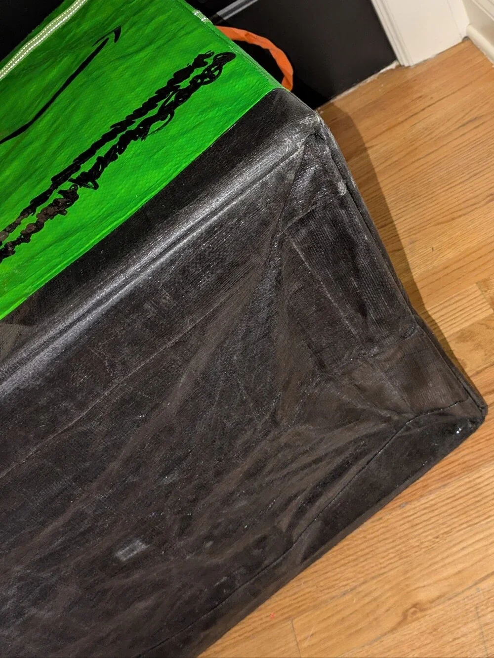 Amazon sturdy courier