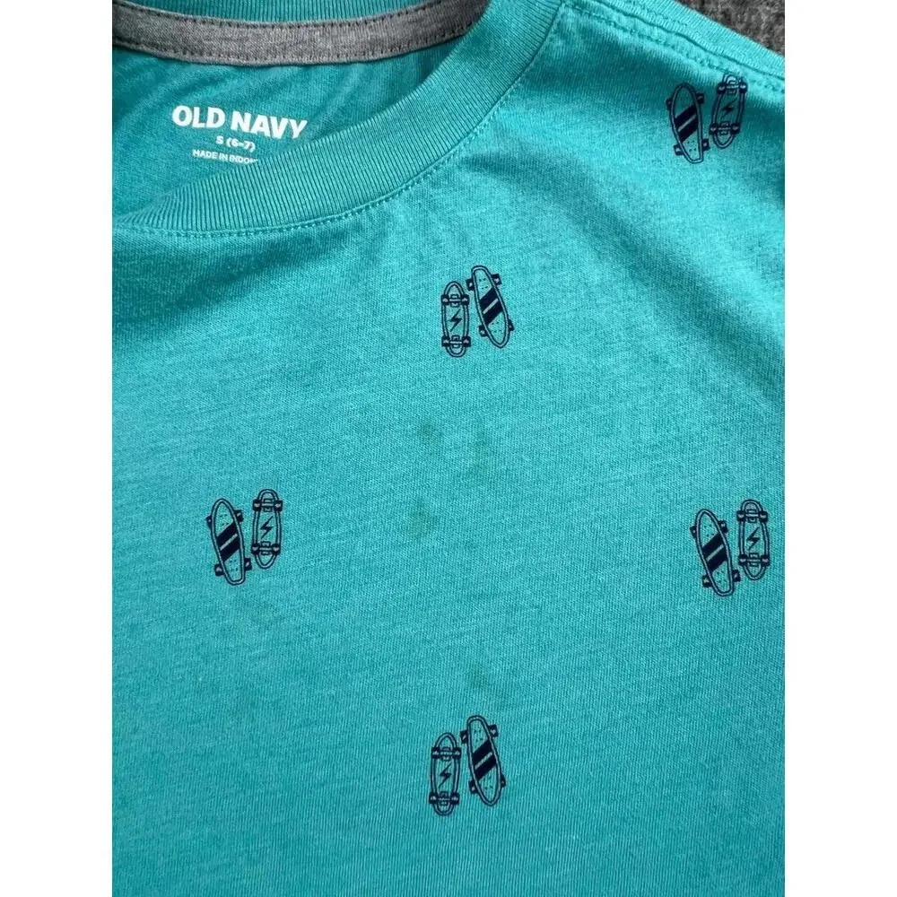 Old Navy Boys' Short Sleeve Skateboard Print T-Shirt Size‎ 5-6