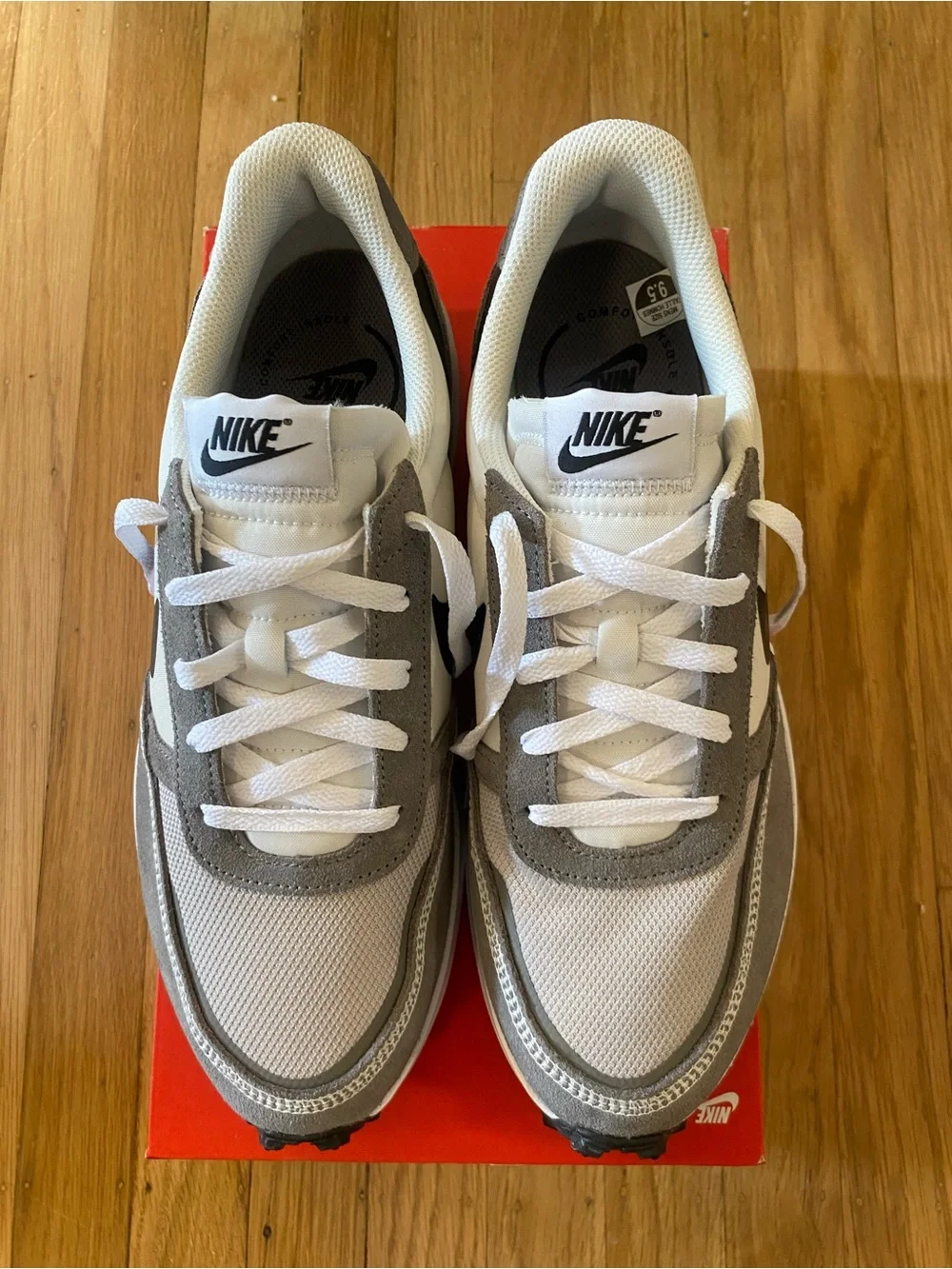 Nike product pair