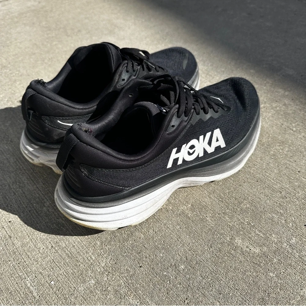 Hoka sleek black