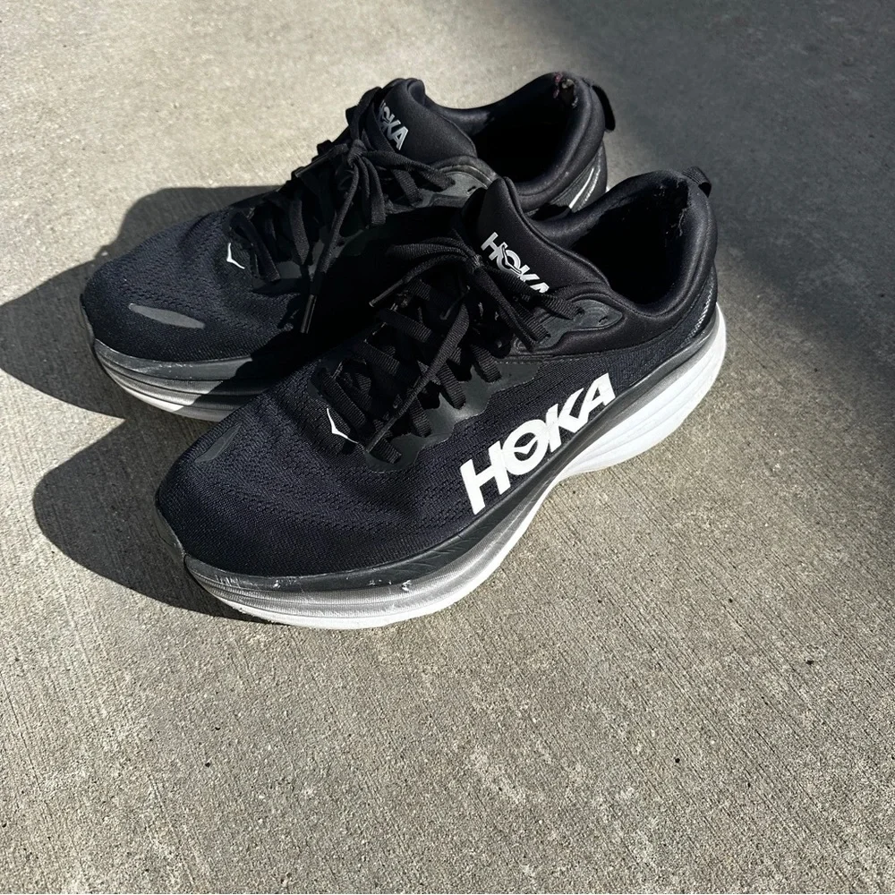 Hoka sleek black