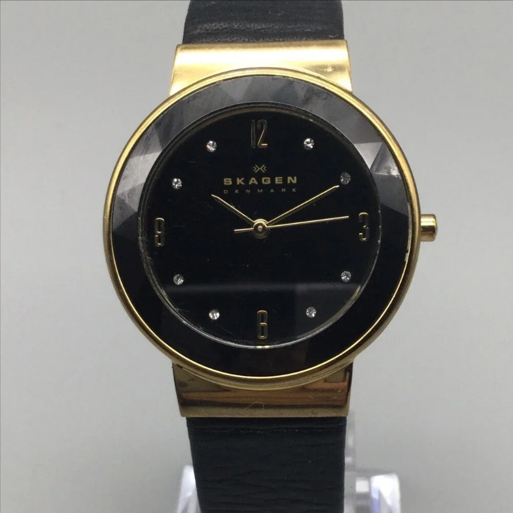 Skagen SKW2222 Womens Watch 34mm Black Dial Gold Tone Leather New Battery