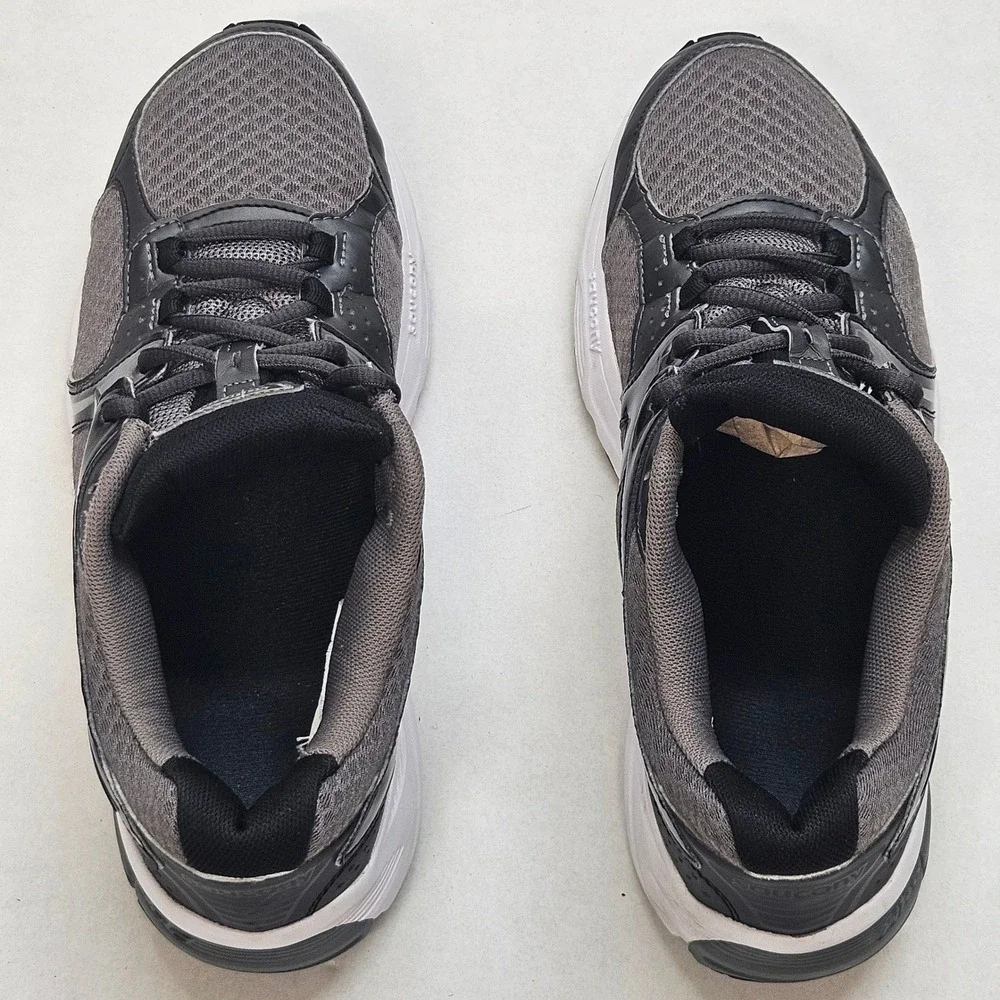 Saucony mystic running