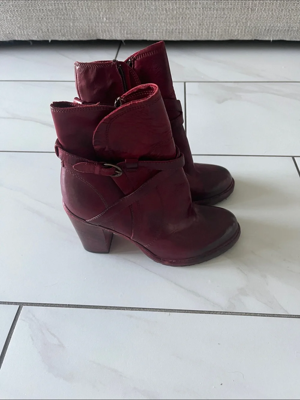 N/A bottega brand