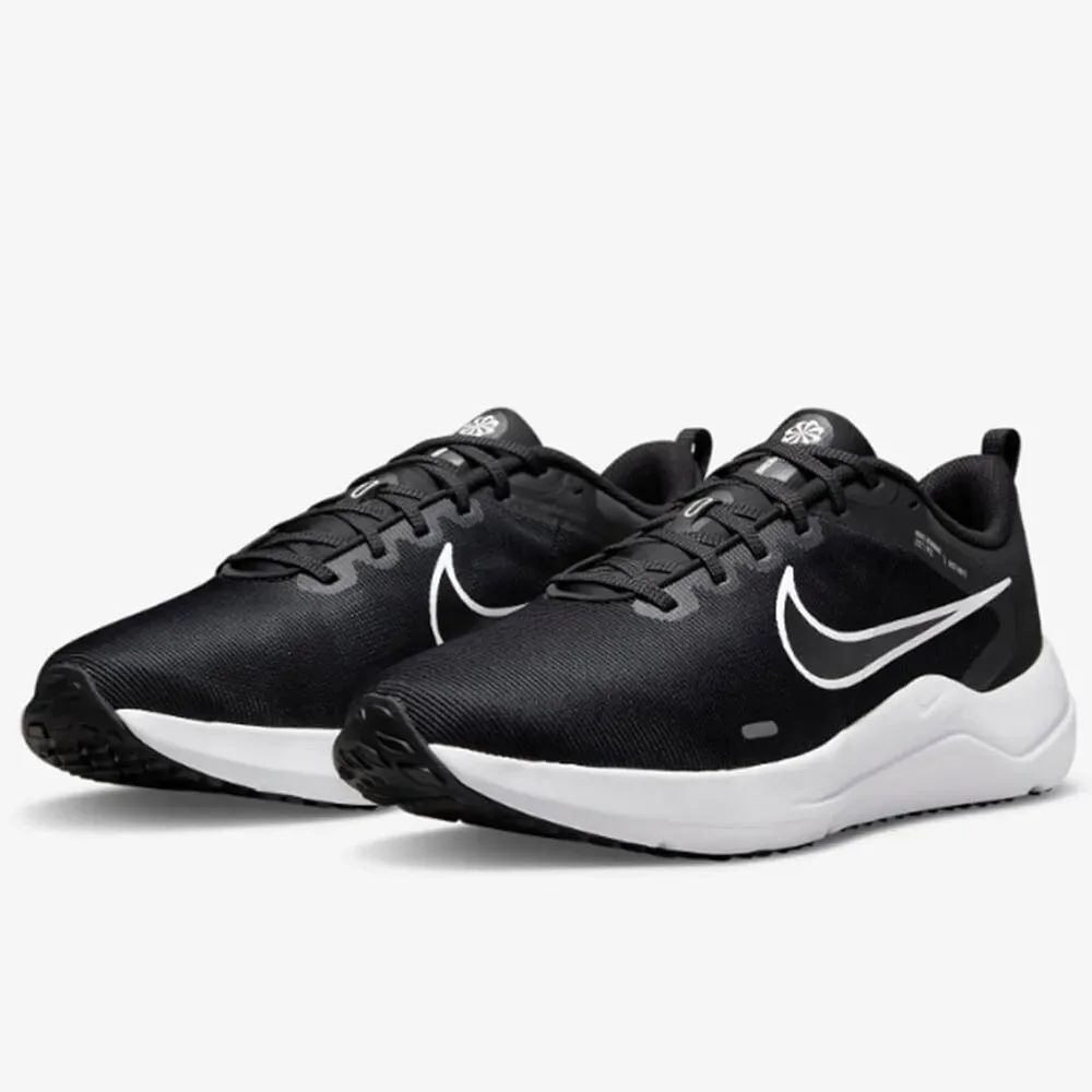 Nike pure black dark