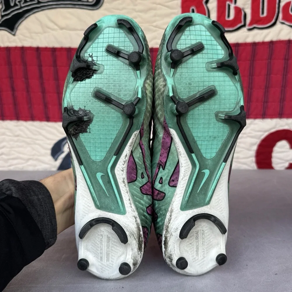 Nike product pair