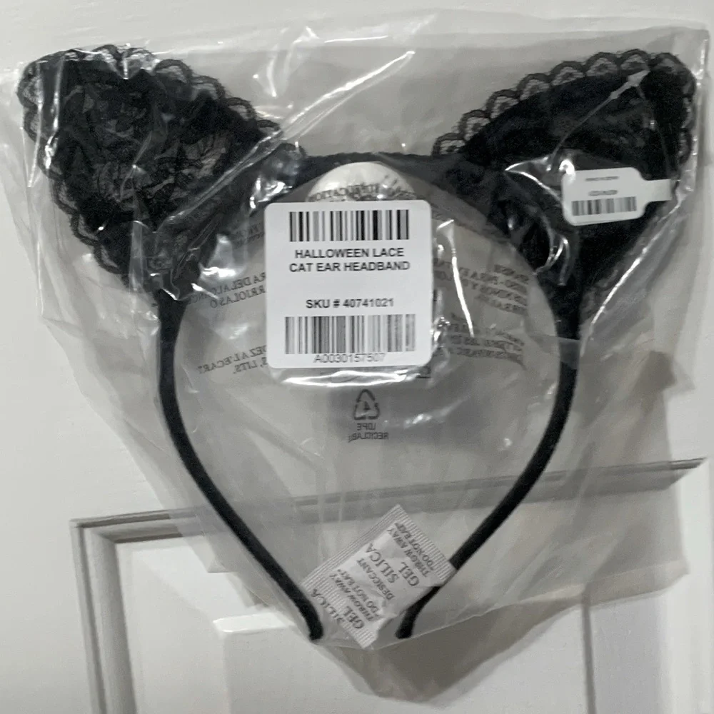 torrid lace cat