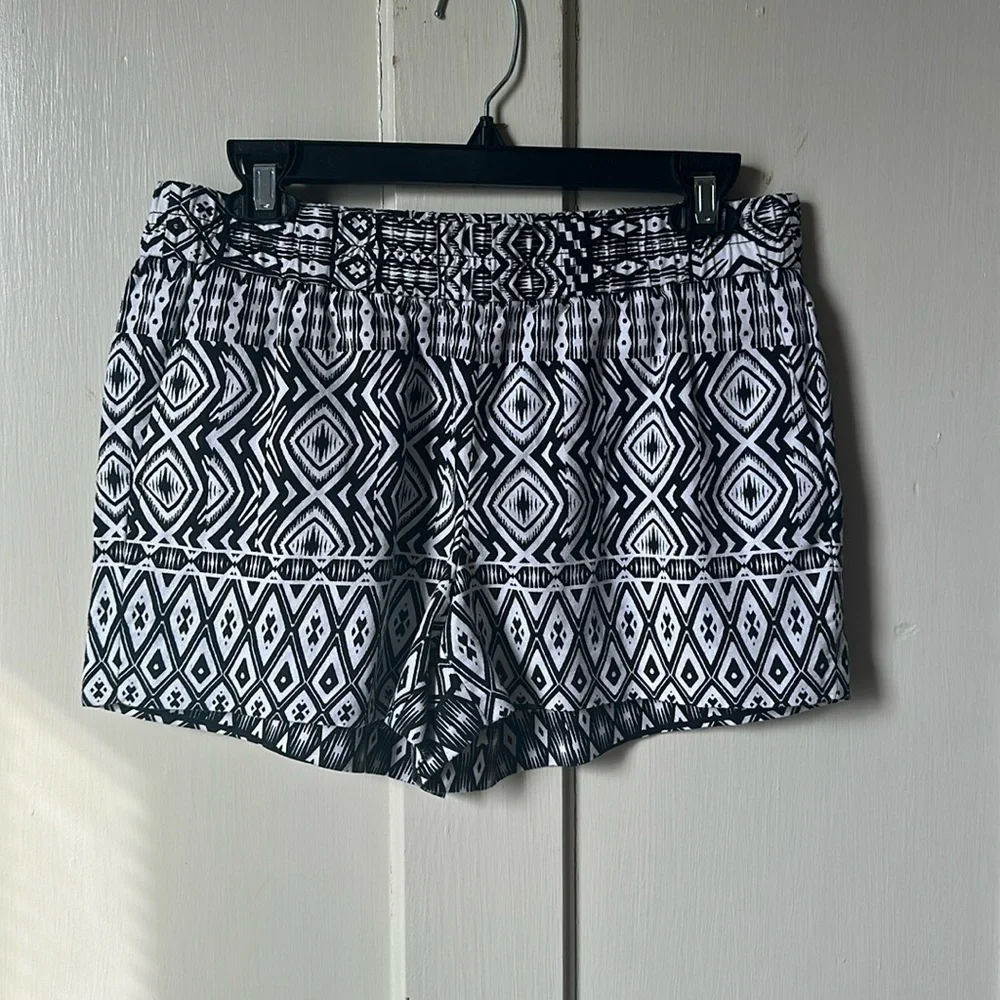 J. crew Black and white shorts size 4