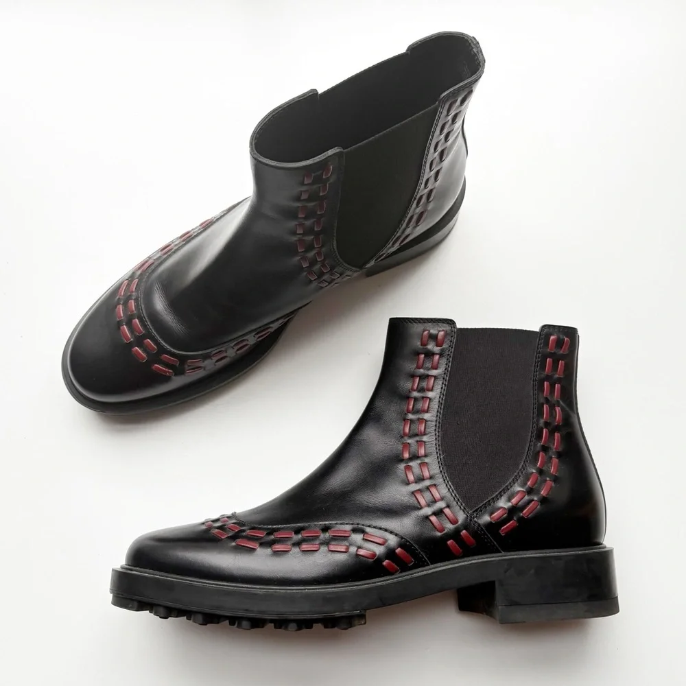 Tod’s ||‎ Whipstitched Chelsea Moto Boots Black Red 39